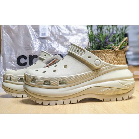 CROCS Mega Crush Platform Clogs Women's Size 10 NWT in Bone color - Picture 4 of 13